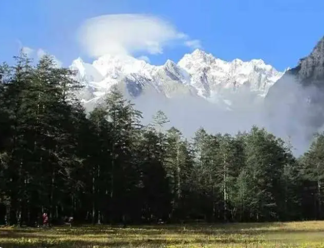 第一次去云南丽江玉龙雪山，风景神奇壮美