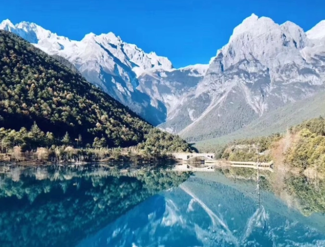 人间净土玉龙雪山，神秘而又浪漫，给你震撼心灵的纯粹感